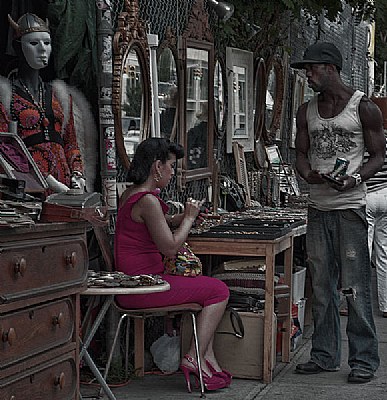 Antiques, Houston Street