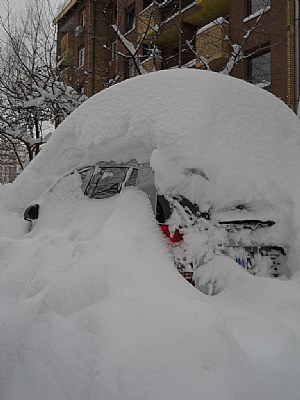 Car under Snow