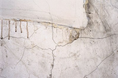 Cracks in the plaster