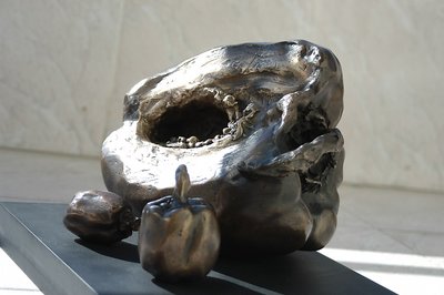 Pepper (bronze)