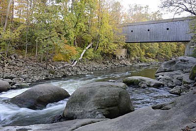 Bulls Bridge over the Housatanic River