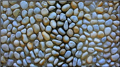 pebble wall