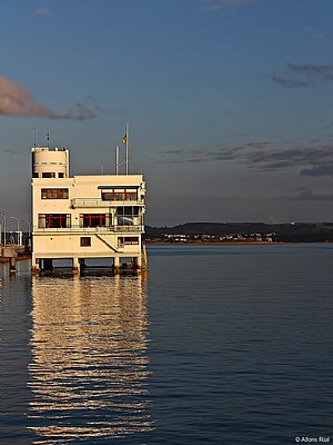 Sunset at the Club Maritimo. Ocaso en el Club Maritimo.