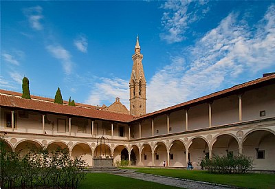 Florence (28): Santa Croce courtyard