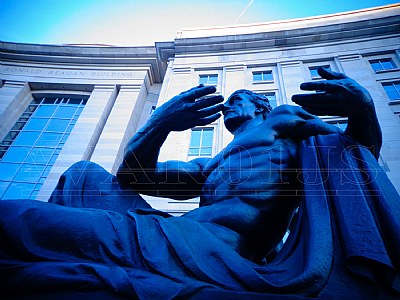 Ronald Reagan Building Oscar Straus Statues 