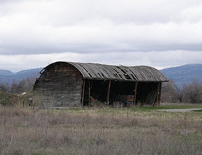 Semi Oval Barn