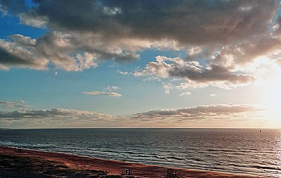 Light &  Beach