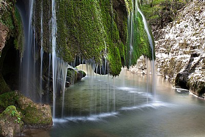 Bigar Waterfall 