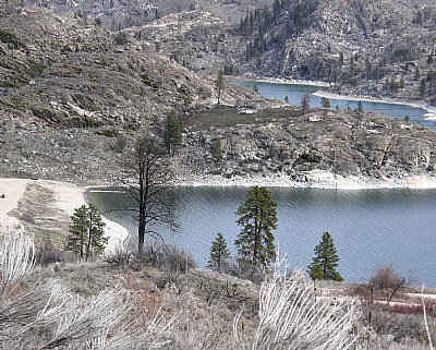 Omak Lake