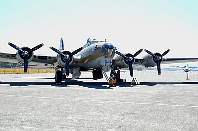 WWII B-17G Bomber