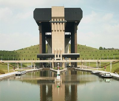 Ship elevator in Strépy-Thieu (Belgium)