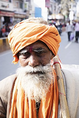 streets of varanasi