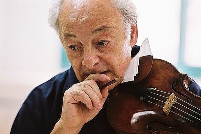 Violin teacher