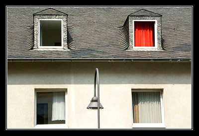 red window