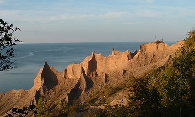 Chimney Bluffs