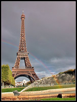 Raibow over Eiffel