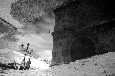 City Instant on a Puddle
