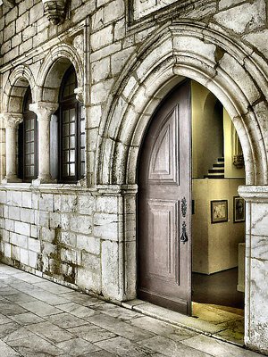 Doors of Estremoz VII